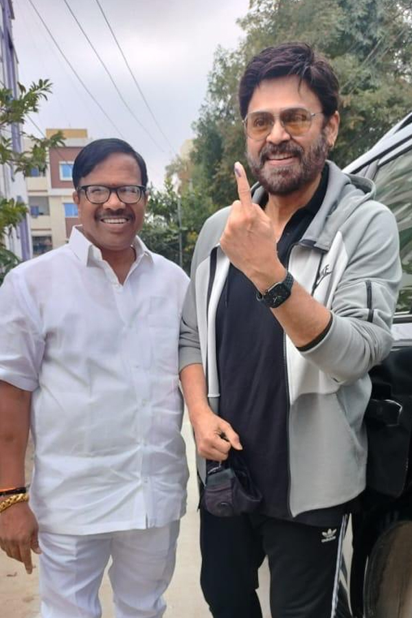 Celebrities Cast Their Votes In Telangana Assembly Elections Photos - Sakshi12