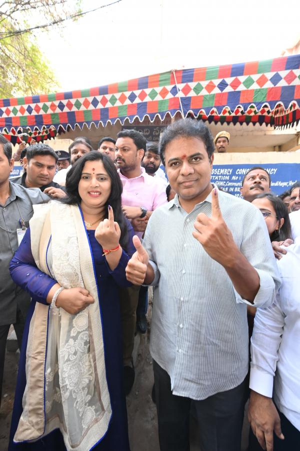 Cine Stars And Celebrities Cast Their Votes In TS Assembly Elections - Sakshi5