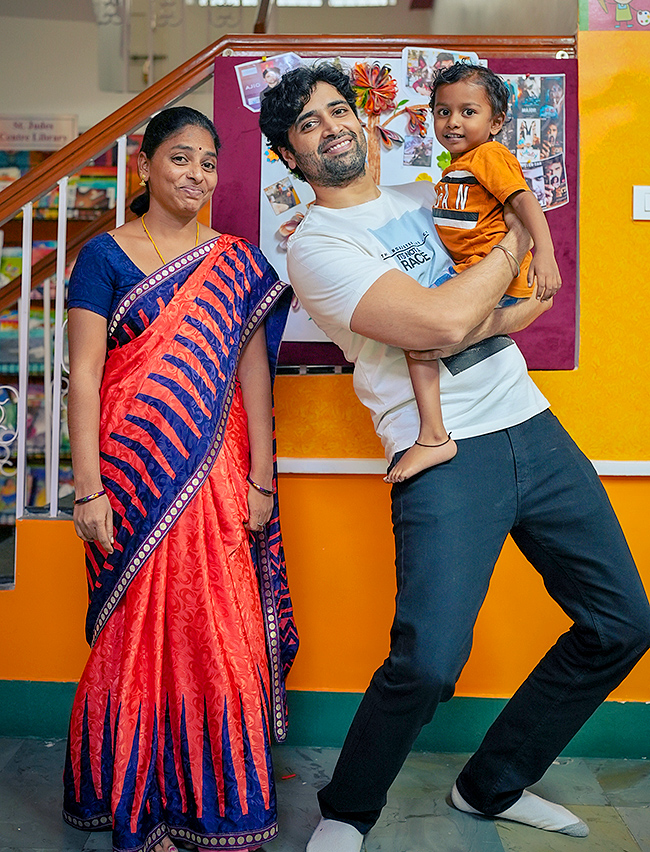 Adivi Sesh Meets Children Fighting Cancer At St Jude India Childcare Centre - Sakshi10