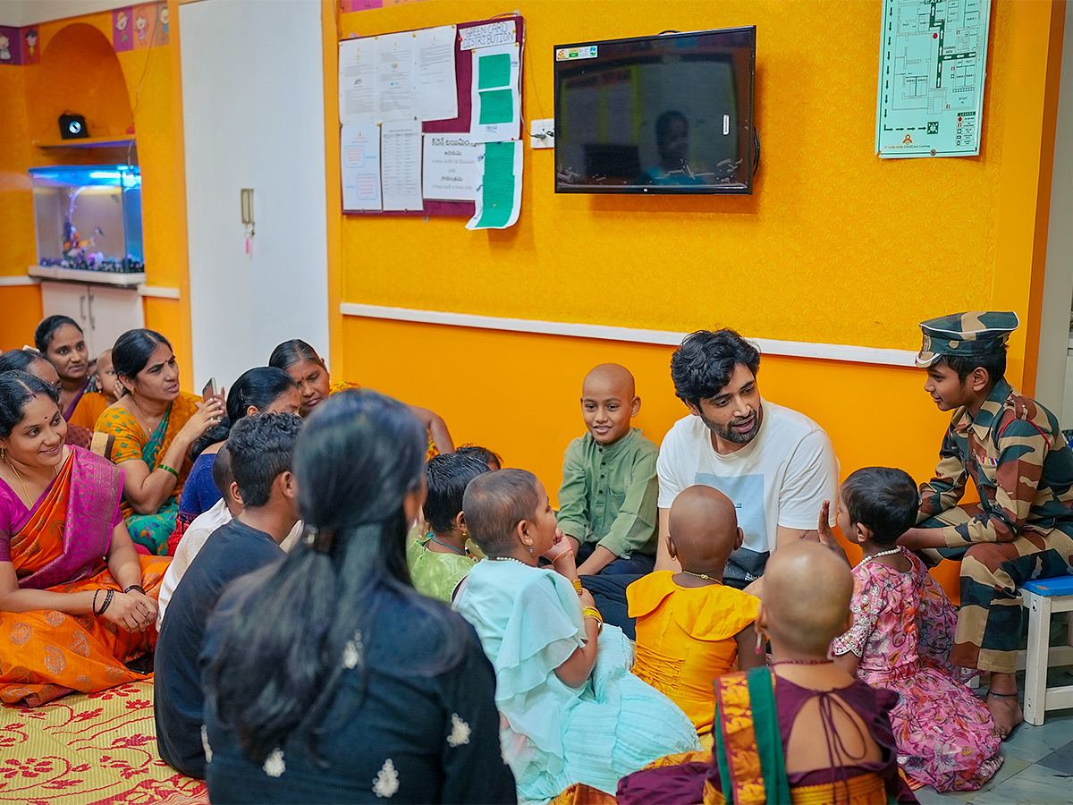 Adivi Sesh Meets Children Fighting Cancer At St Jude India Childcare Centre - Sakshi4