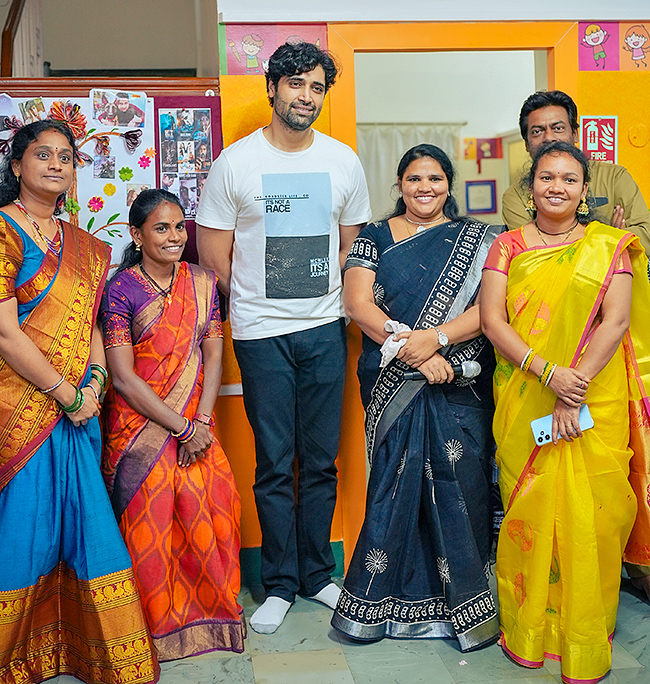 Adivi Sesh Meets Children Fighting Cancer At St Jude India Childcare Centre - Sakshi9