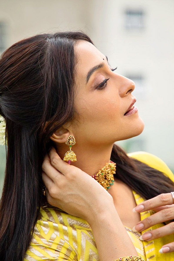 Regina Cassandra Latest Stunning Photos - Sakshi3