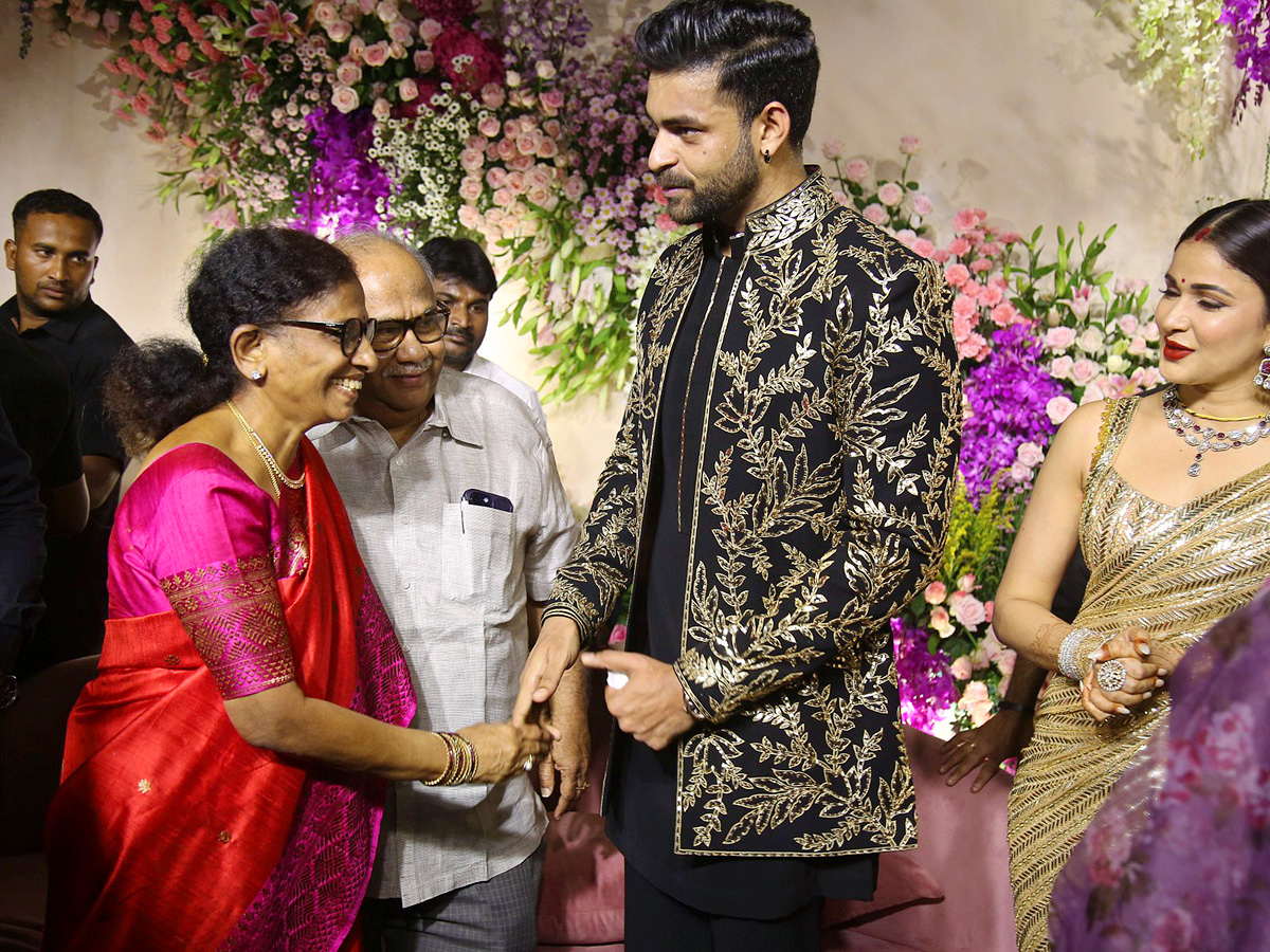 Varun Tej and Lavanya Tripathi wedding reception PHotos - Sakshi70