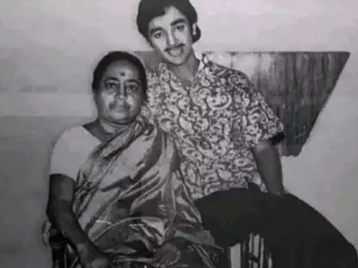 Kamal Haasan Rare And Unseen Photo Gallery - Sakshi11