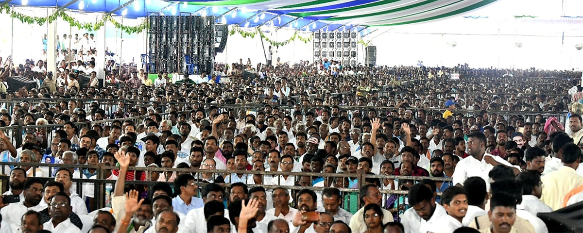 YSR Rythu Bharosa Program At Puttaparthi Photos - Sakshi26