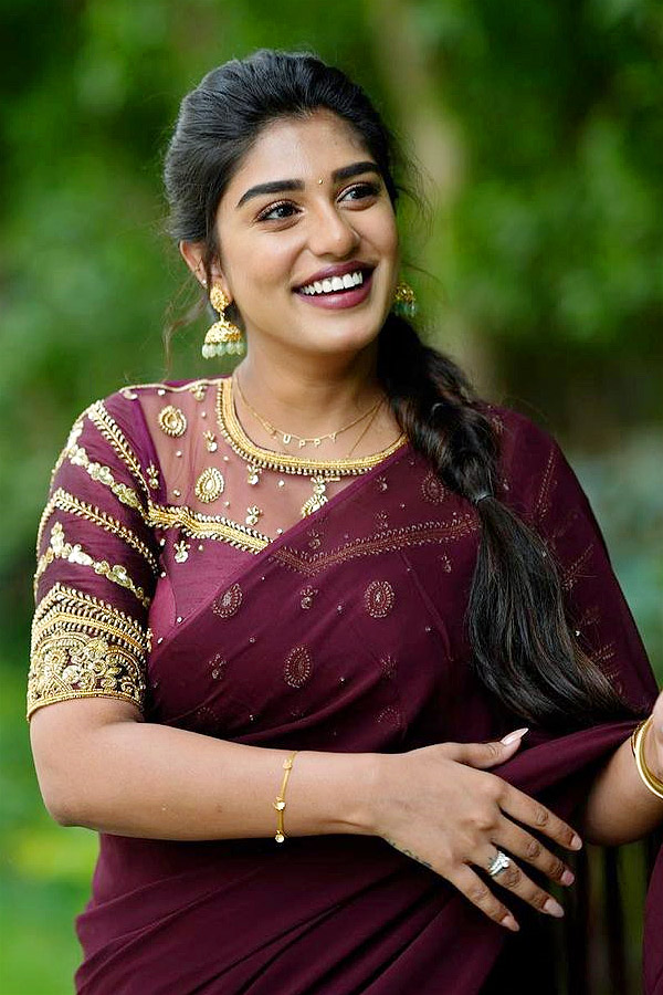 Actress Surekha Vani Daughter Supritha Latest Stunning Photos - Sakshi8