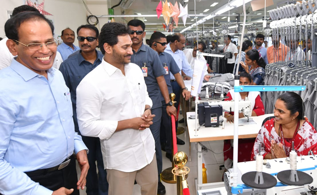 CM Jagan Pulivendula Tour Photos - Sakshi29