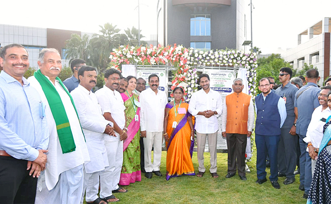 CM Jagan Pulivendula Tour Photos - Sakshi4