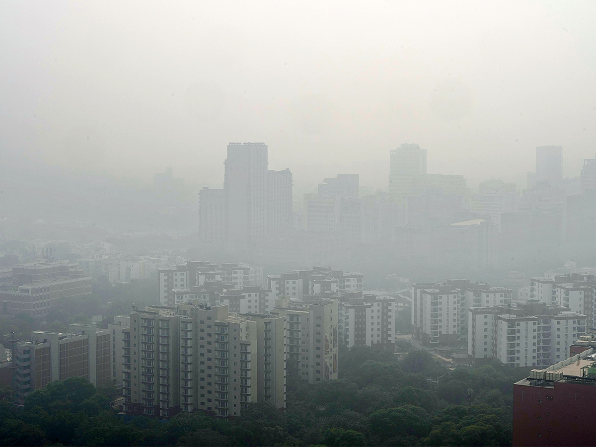 Delhi People Suffering Dangerous Air Pollution Photos - Sakshi19