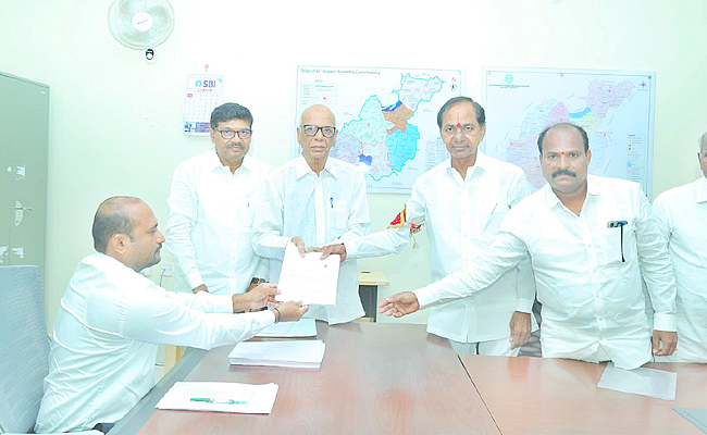 Telangana Political Leaders File Election Nomination Papers Photos - Sakshi1