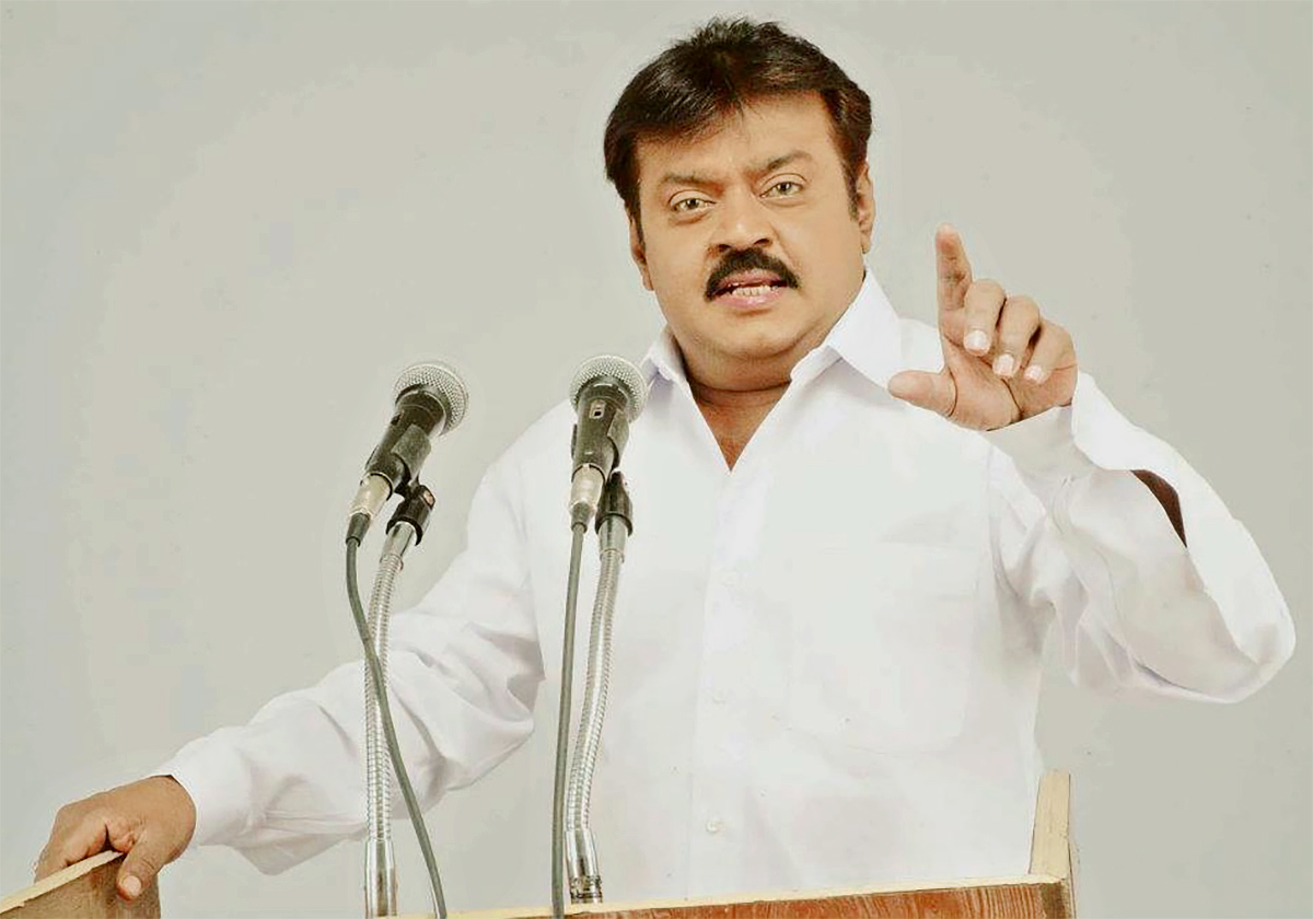 Captain Vijayakanth Rare Photos - Sakshi36