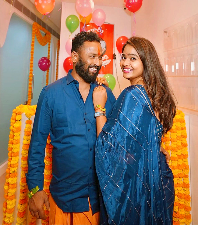 Jabardasth Comedian Kiraak RP marriage with Lakshmi Prasanna - Sakshi10