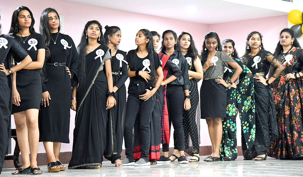 maris stella college vijayawada pics - Sakshi5