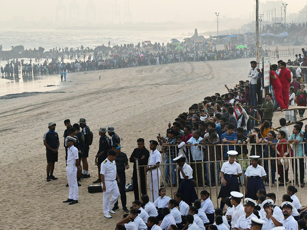 navy day celebration in visakhapatnam photos - Sakshi16