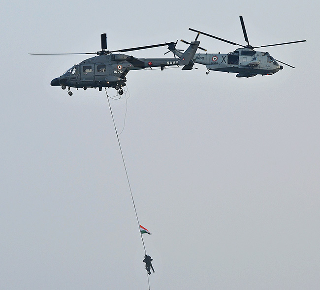 Navy Day Celebration 2023 Visakhapatnam Photos - Sakshi16