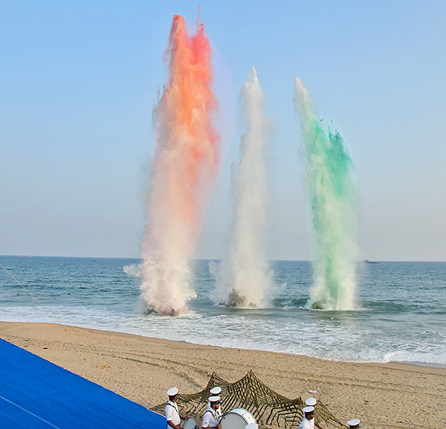 Navy Day Celebration 2023 Visakhapatnam Photos - Sakshi20