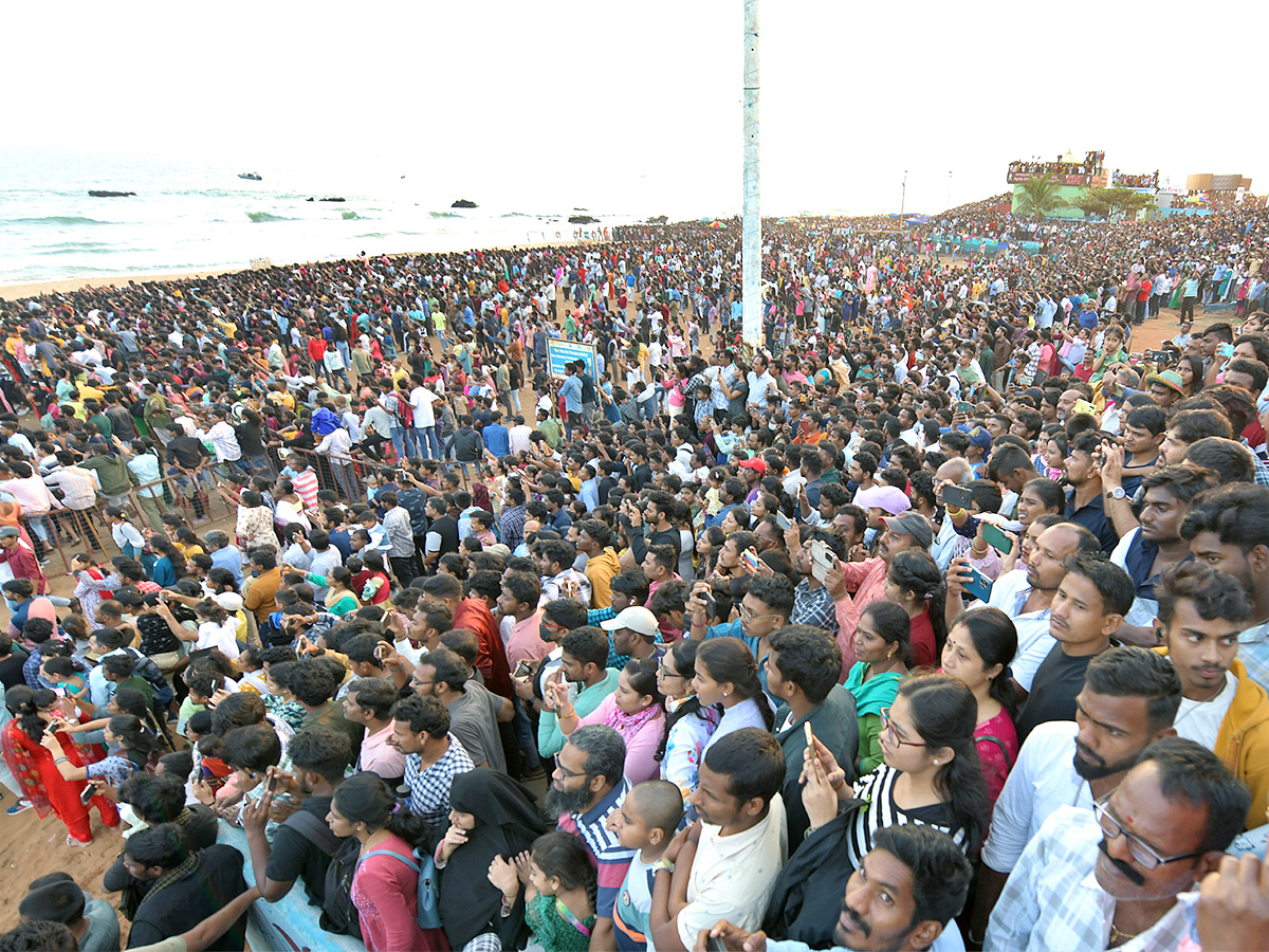 Navy Day Celebration 2023 Visakhapatnam Photos - Sakshi39