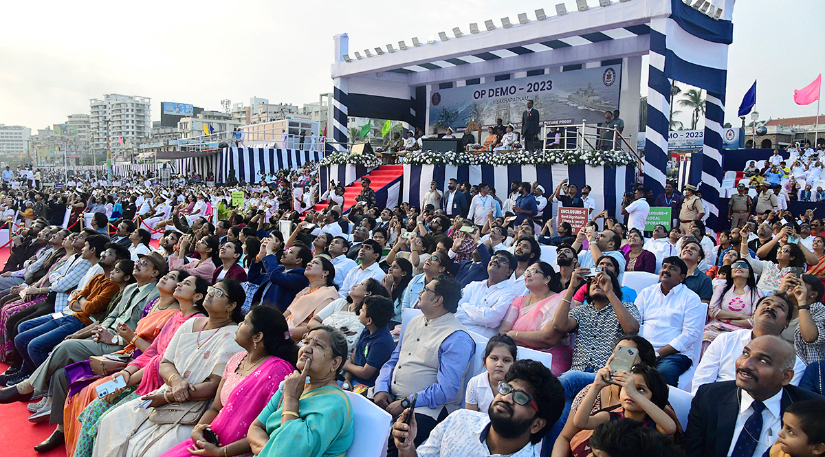 Navy Day Celebration 2023 Visakhapatnam Photos - Sakshi57