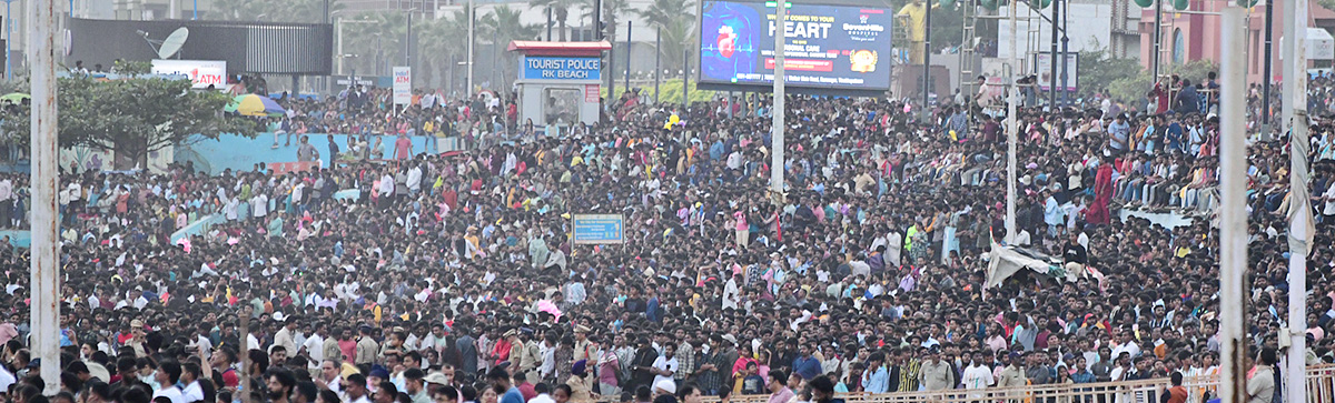 Navy Day Celebration 2023 Visakhapatnam Photos - Sakshi67