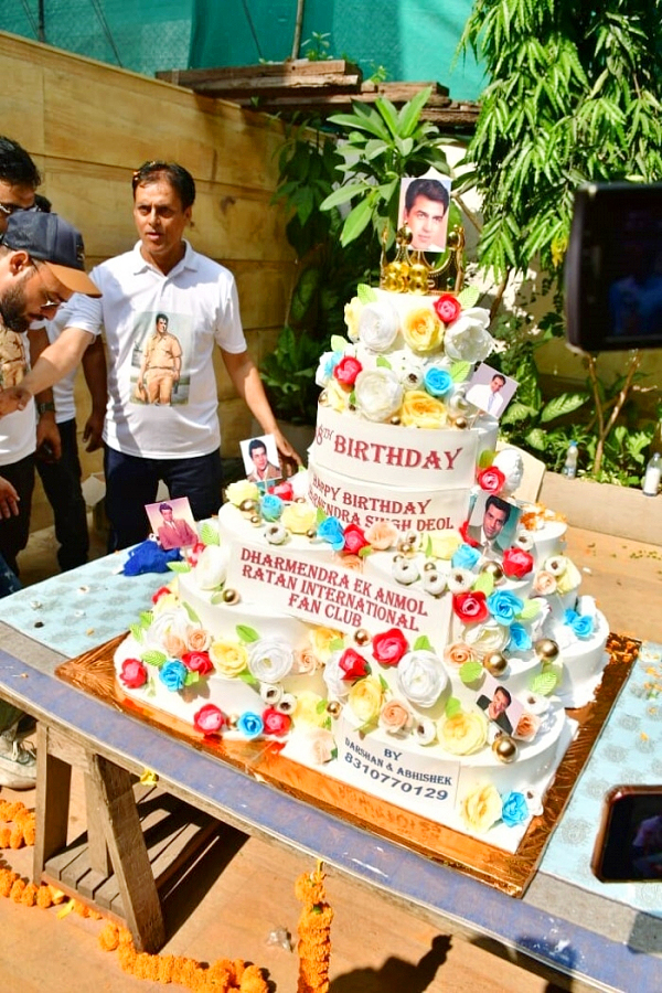 Dharmendra Celebrates His 88th Birthday With Giant 7-tier Cake With Sunny Deol Photos - Sakshi2