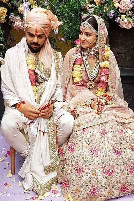 Virat Kohli, Anushka Sharma 6th Marriage Anniversary Photos - Sakshi6