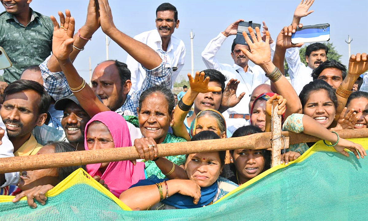 CM YS Jagan Visit Uddanam Photos - Sakshi41