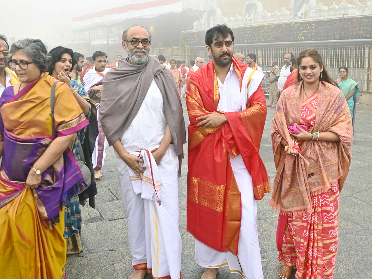 Daggubati Abhiram With His Wife and Family Visits Tirumala Photos - Sakshi3