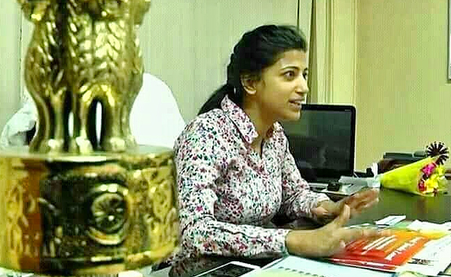 IAS officer Amrapali Kata Best Photos - Sakshi38