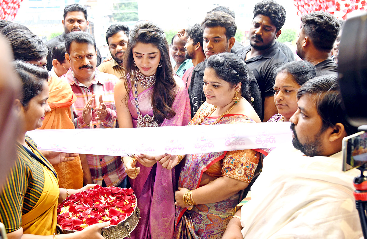 krithi shetty shopping mall opening in krishan district - Sakshi5