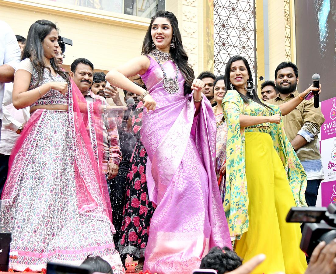 krithi shetty shopping mall opening in krishan district - Sakshi6