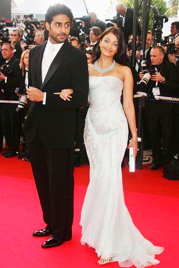 Aishwarya Rai Bachchan And Abhishek Bachchan Photos - Sakshi13