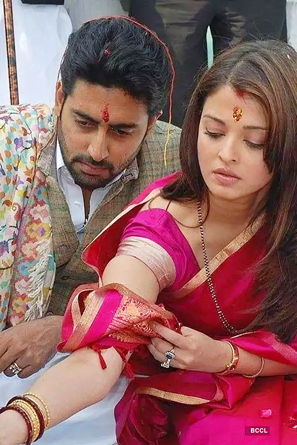 Aishwarya Rai Bachchan And Abhishek Bachchan Photos - Sakshi17