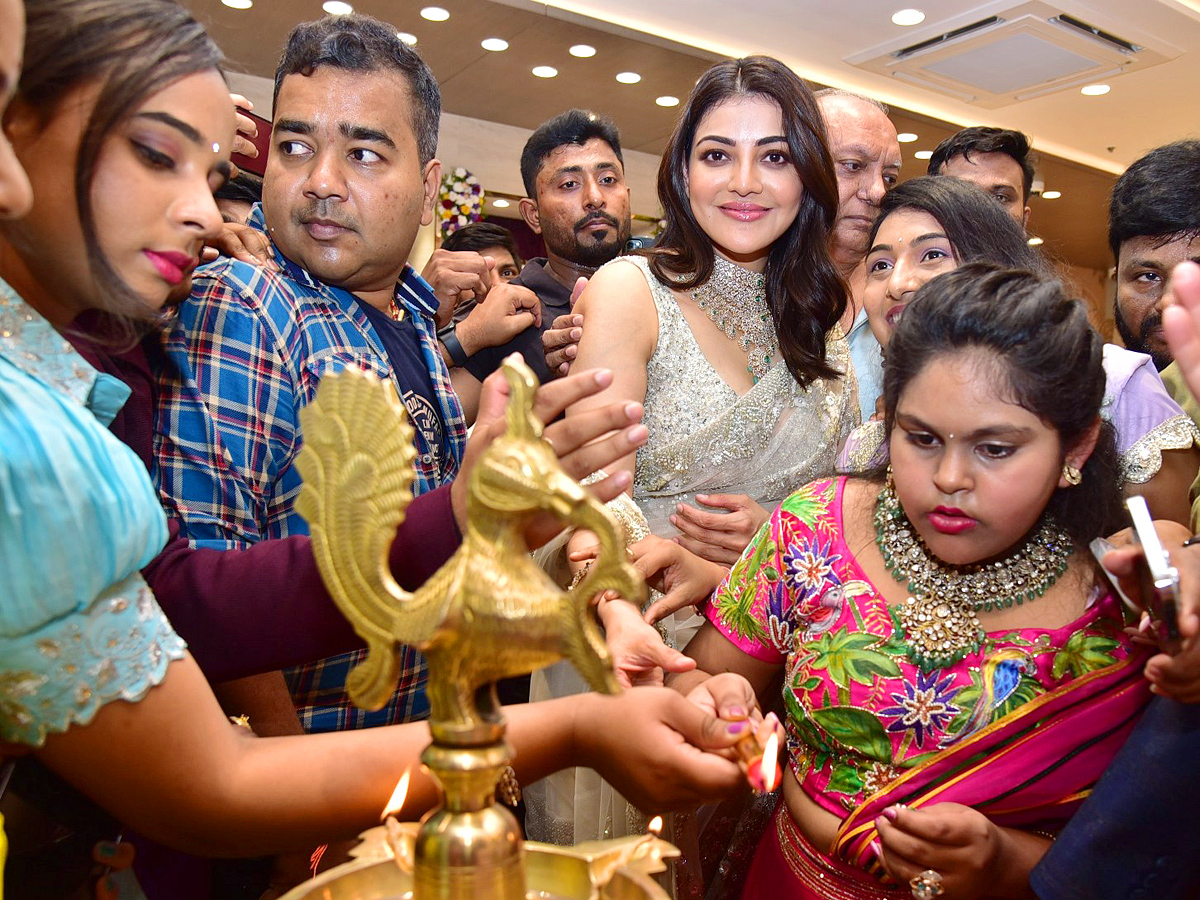 Kajal Aggarwal Launched Gold And Diamonds Luxury Jewellery Store At Hyderabad Photos - Sakshi8