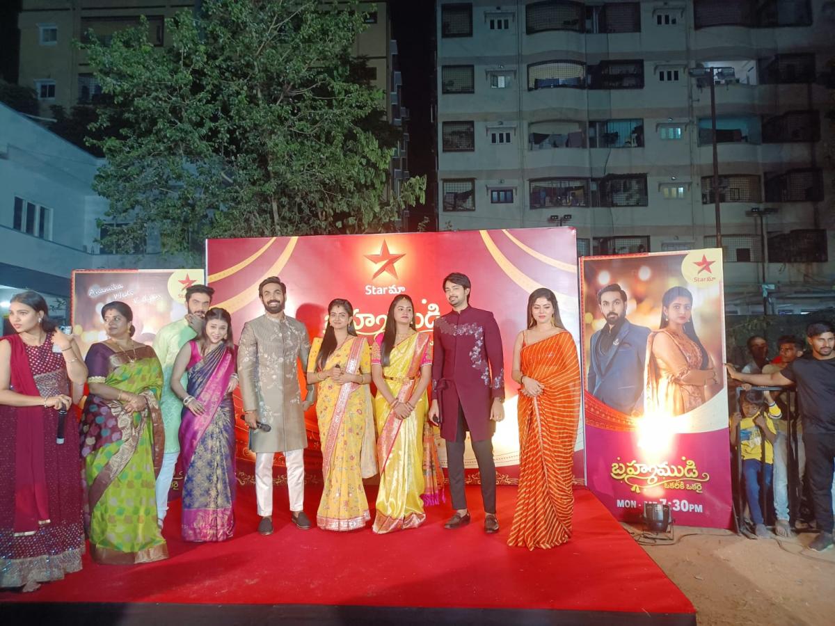 Brahmamudi Serial Actors Grand Baraat at Kukatpally Photos - Sakshi7