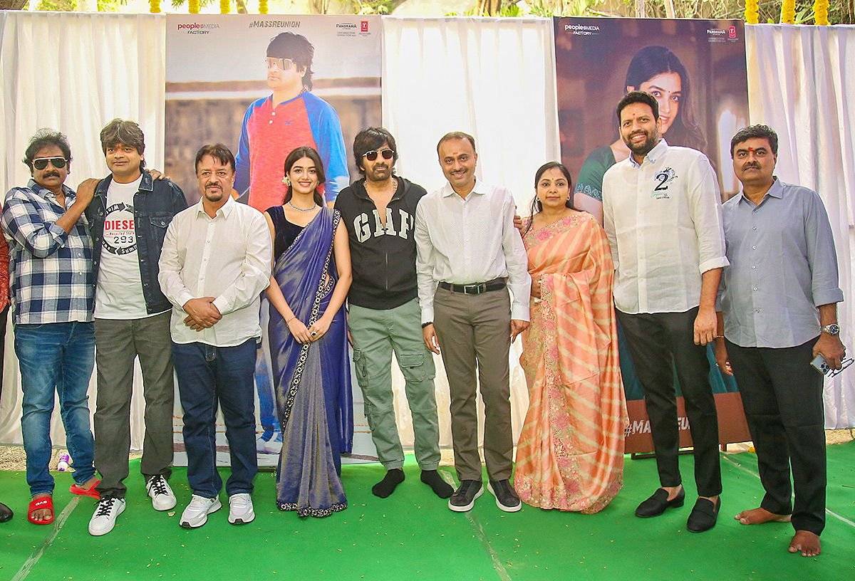 Ravi Teja Mr Bachchan Launched Grandly Pics - Sakshi4