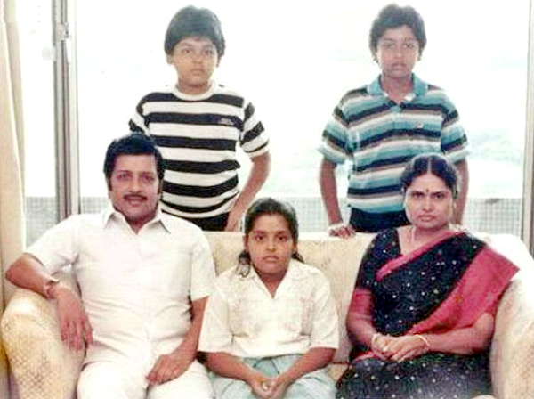 Actor Suriya Rare Family Moments Photos - Sakshi31