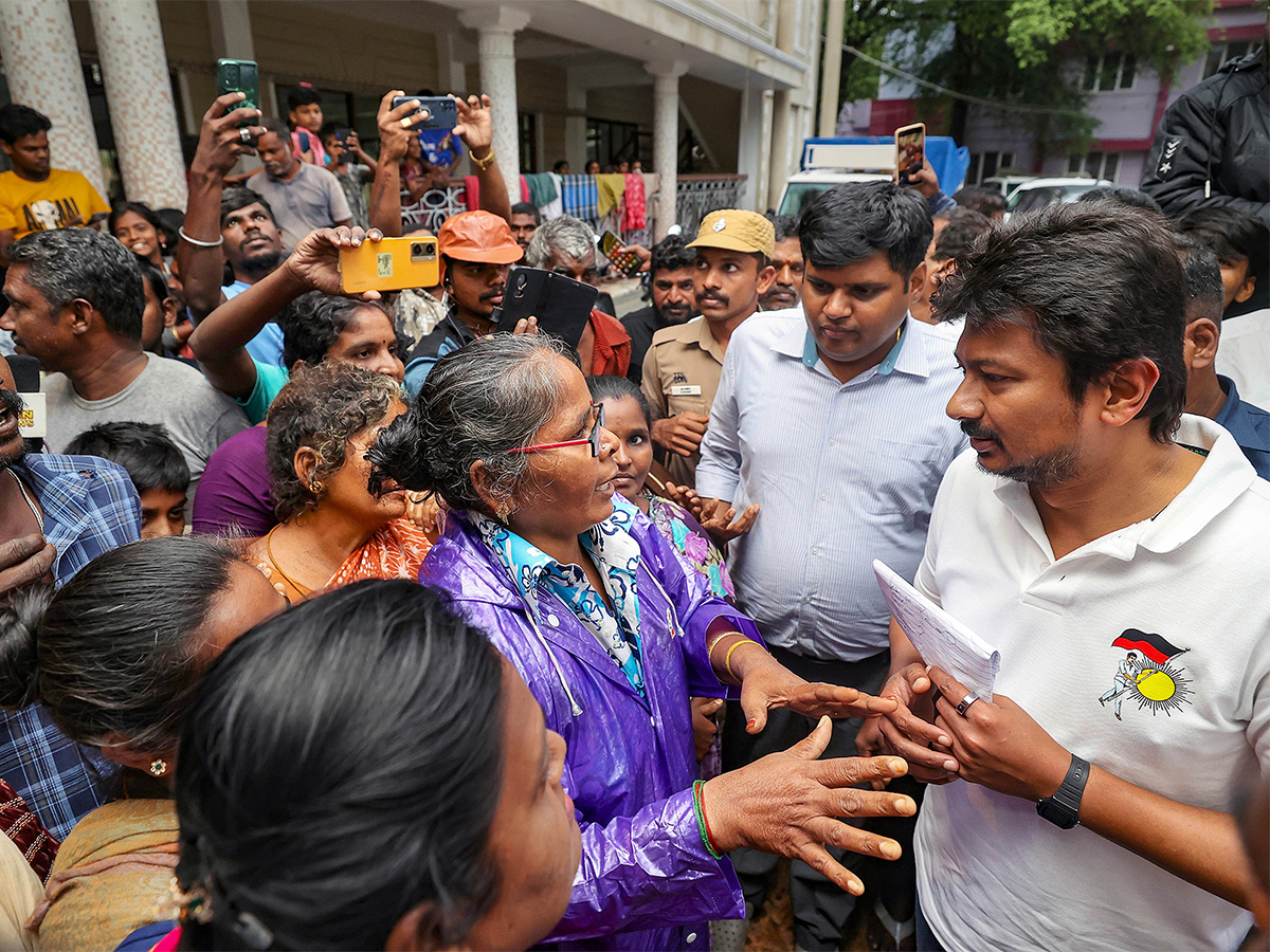 Heavy rains predicted in Tamil Nadu Pics - Sakshi23