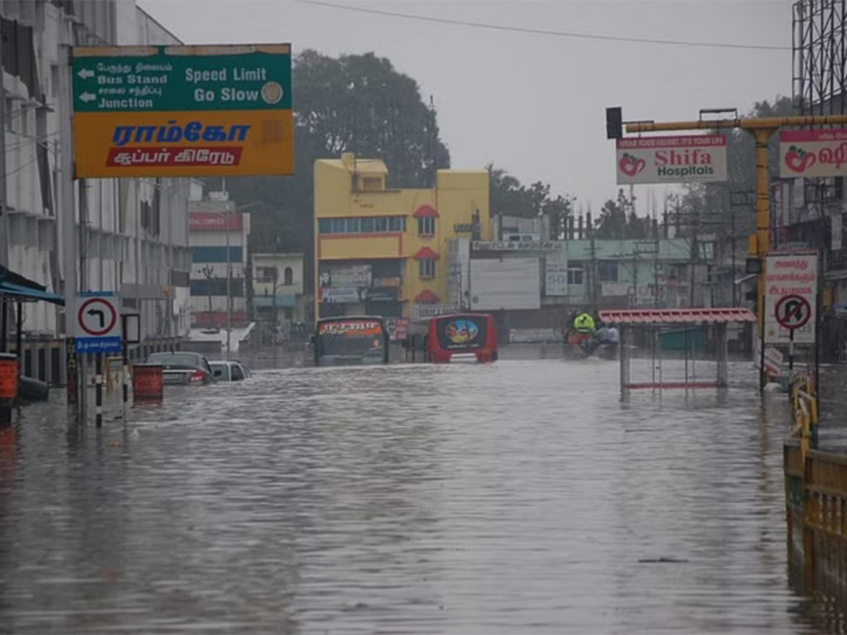 Heavy rains predicted in Tamil Nadu Pics - Sakshi33