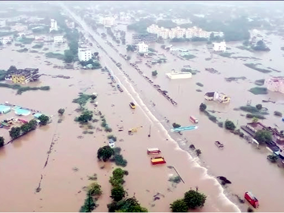 Heavy rains predicted in Tamil Nadu Pics - Sakshi7