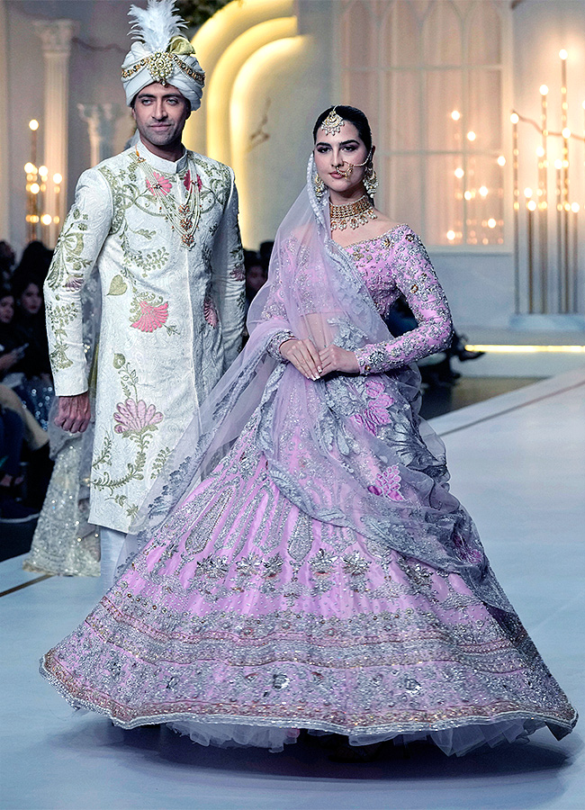 fashion show of Bridal Couture Week in Lahore photos - Sakshi37