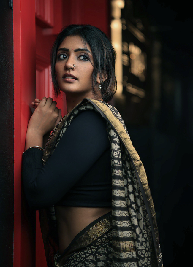 Actress Eesha Rebba Latest Photos - Sakshi16