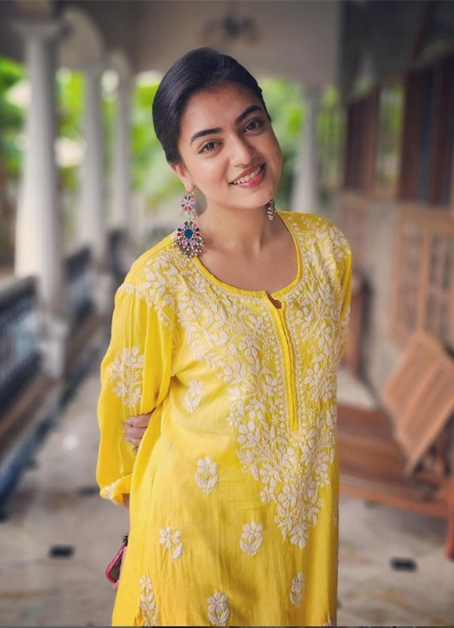 Actress Nazriya Nazim HD Pics - Sakshi29