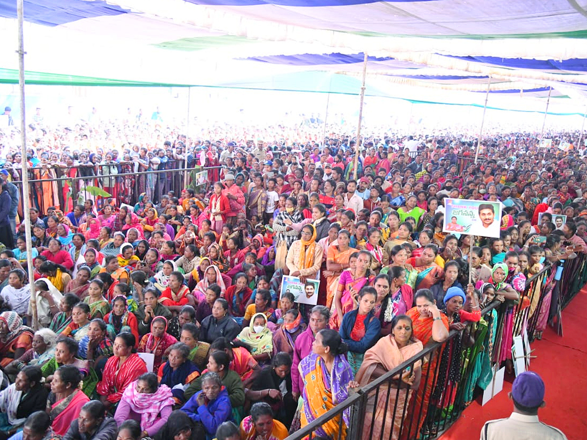 CM Jagan Chintapalli Tour Photos - Sakshi11