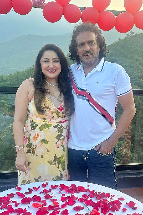 Kannada star hero Upendra wedding anniversary celebration Photos - Sakshi10