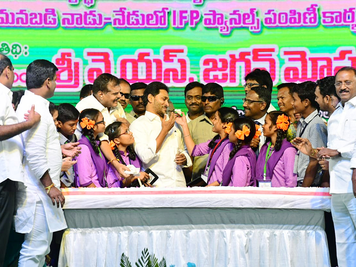 YS Jagan birthday Celebrations At Chintapalli Photos - Sakshi3