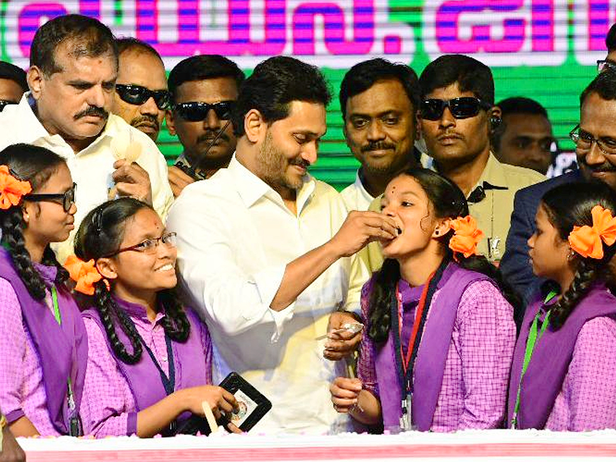 YS Jagan birthday Celebrations At Chintapalli Photos - Sakshi4