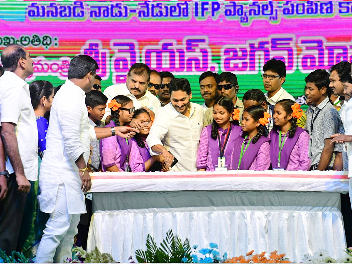 YS Jagan birthday Celebrations At Chintapalli Photos - Sakshi6