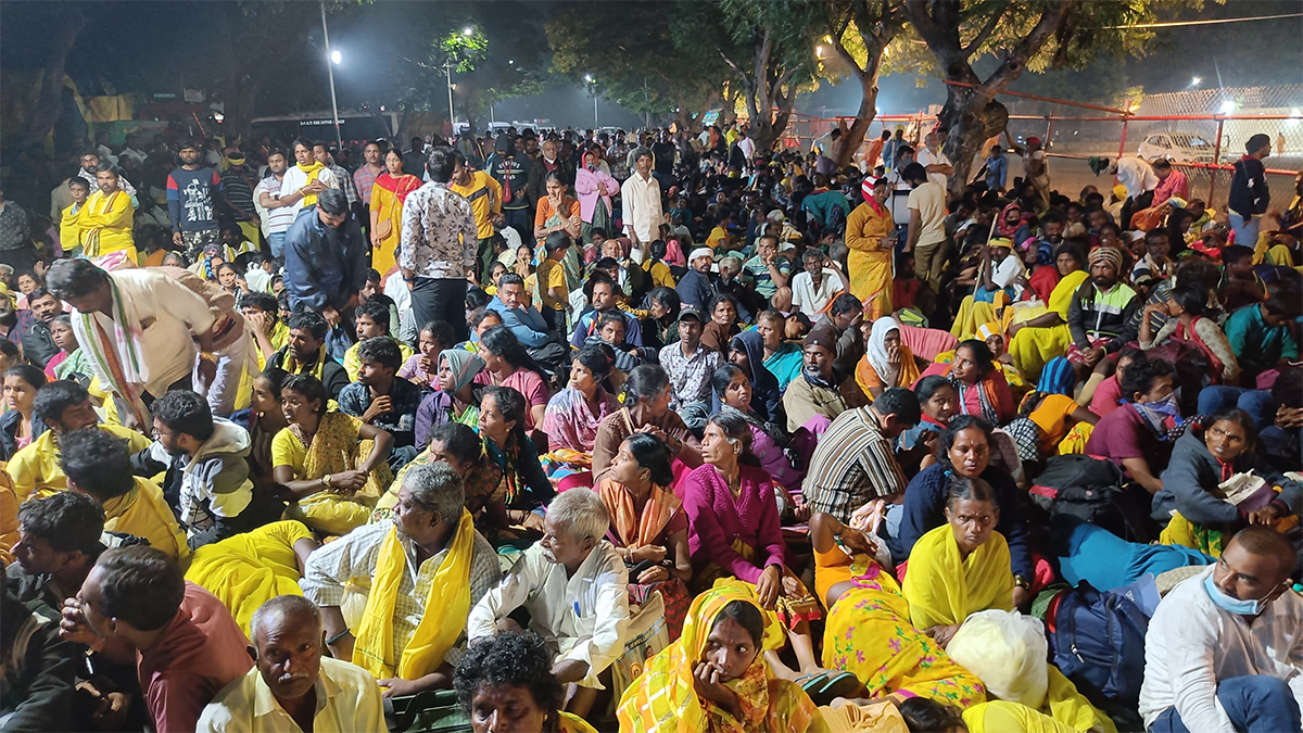 Tickets For Vaikunta Dwara Darshan At Tirumala Photos - Sakshi30