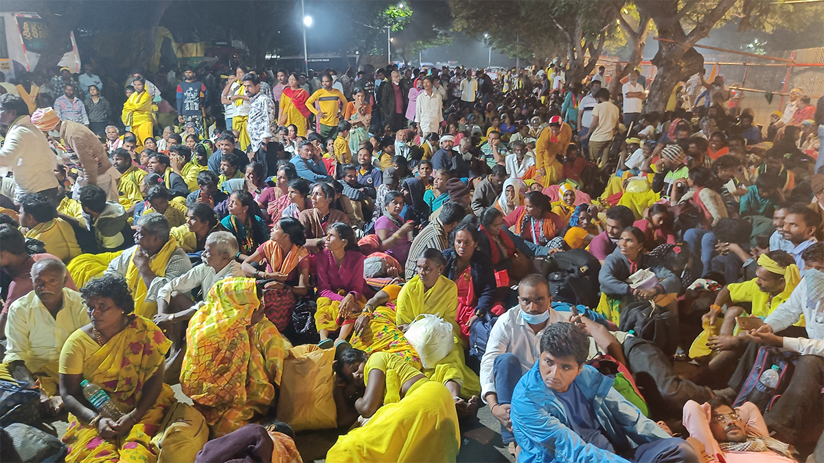 Tickets For Vaikunta Dwara Darshan At Tirumala Photos - Sakshi12