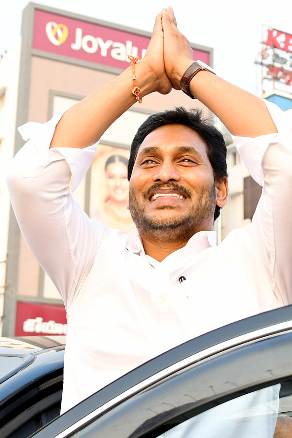 AP CM YS Jagan YSR Kadapa District Tour PHotos - Sakshi40